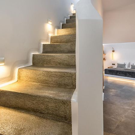 Eteoro Suites Imerovígli Extérieur photo